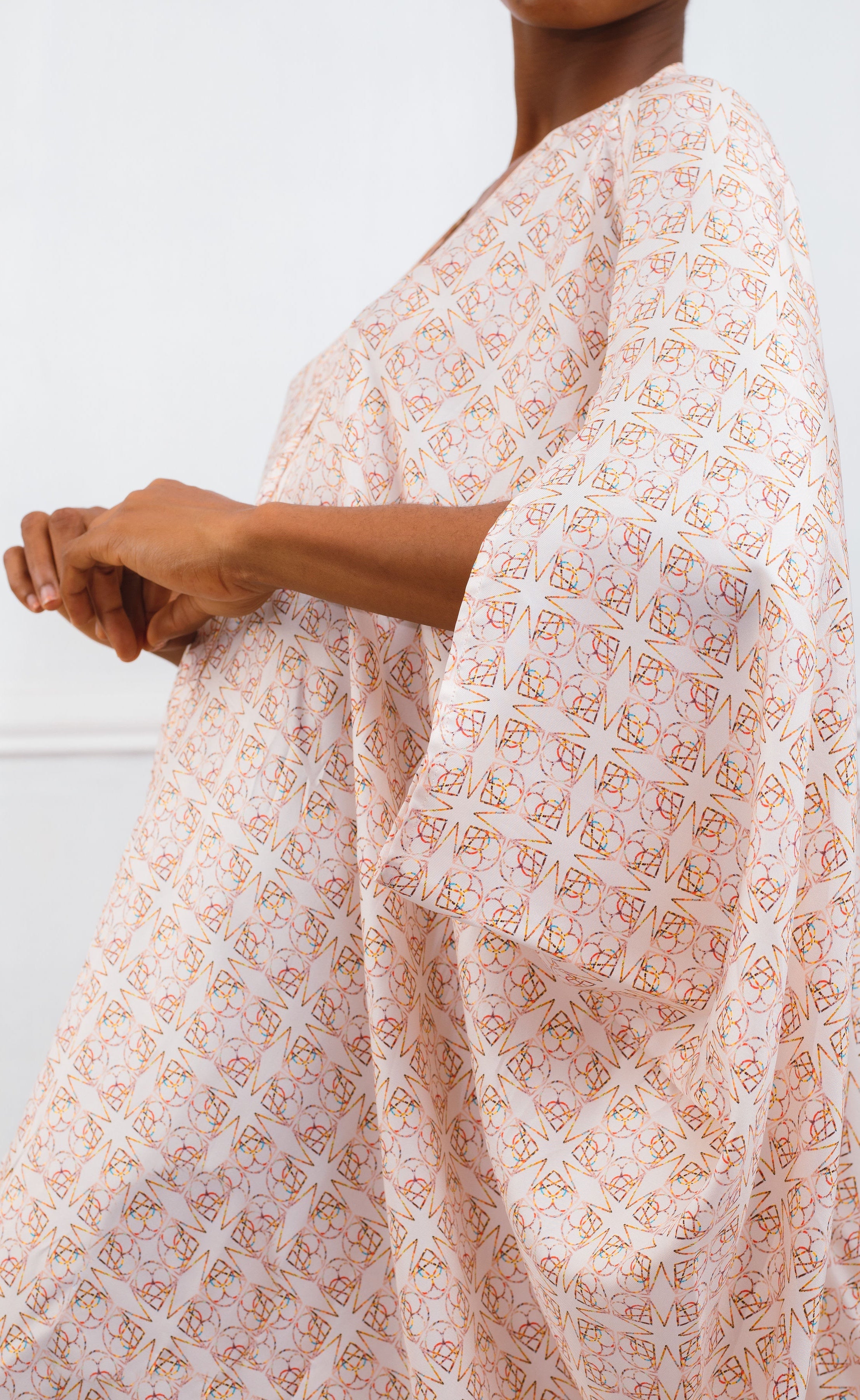 Sara Mallika VOIL EMB KAFTAN DRESS ベージュ Tropical Twilight Embellished Kaftan Dress | Sougat Paul